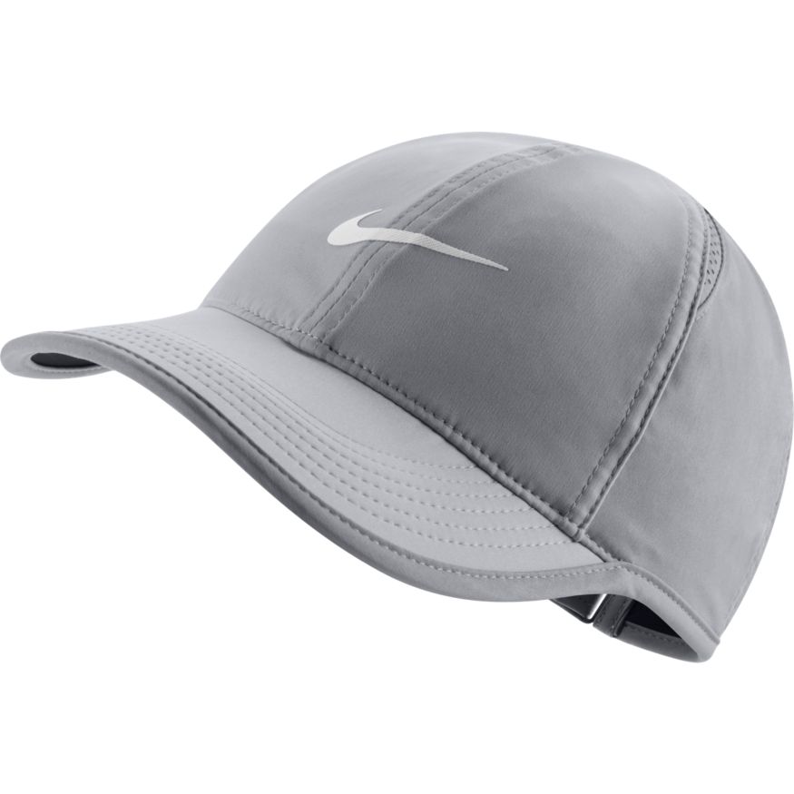 Nike Women's NikeCourt AeroBill Featherlight Tennis Hat